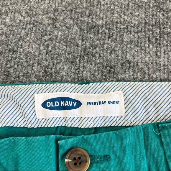 Old Navy Women’s Everyday Shorts in a Misses size 2 Teal green Blue - Picture 5 of 8